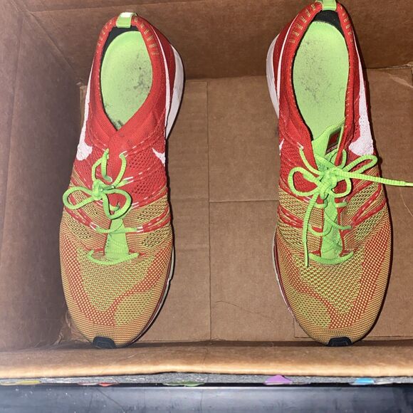 VTG 2012 Nike Flyknit Trainer University Red Electric Green Men’s Sz 11.5